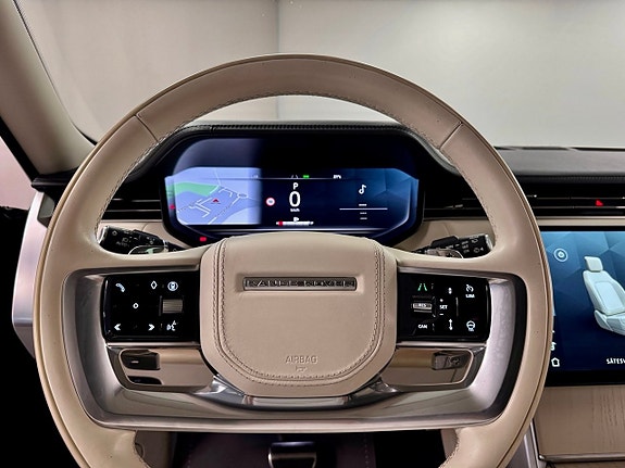 Land Rover Range Rover 4 of 16