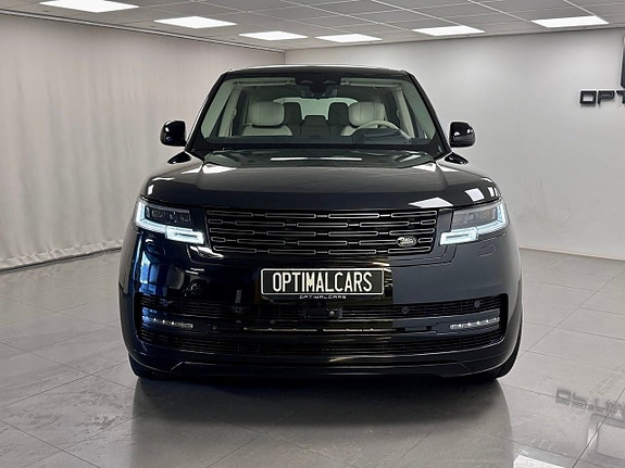 Land Rover Range Rover 8 of 16