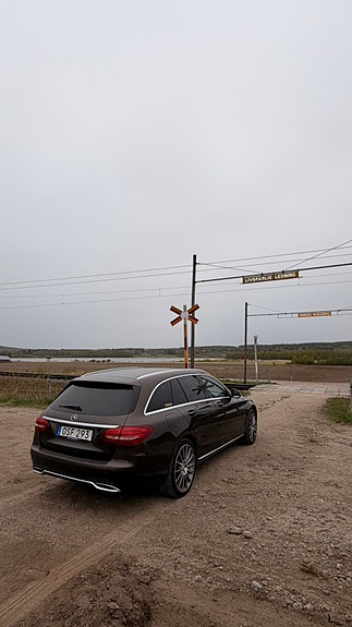 Mercedes-Benz C250 5 of 5