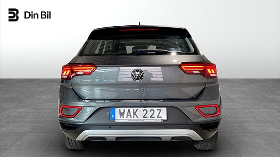 Volkswagen T-Roc 5 of 12