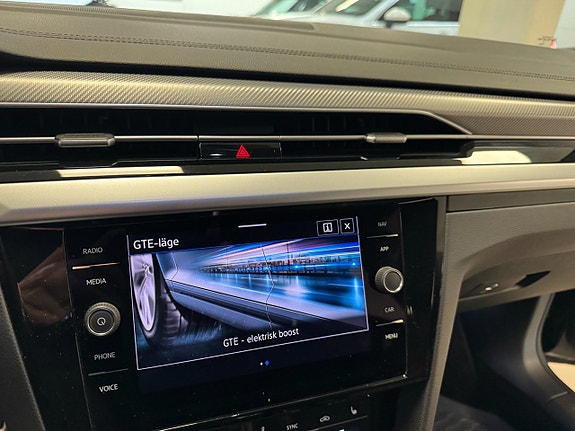 Volkswagen Arteon 16 of 27