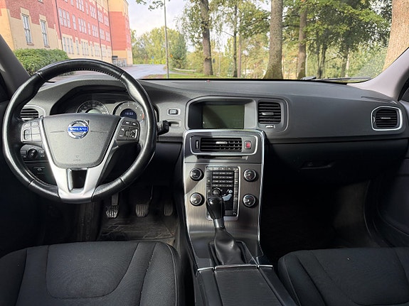 Volvo V60 8 of 10