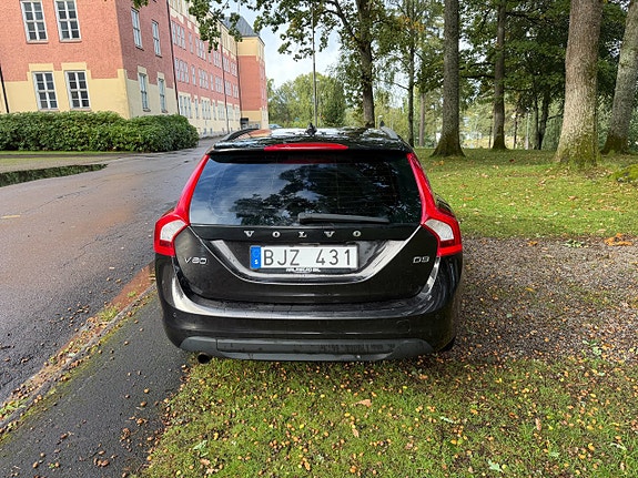 Volvo V60 6 of 10