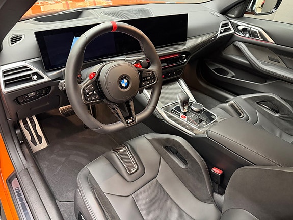 BMW M4 10 of 17