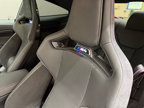 BMW M4 14 of 17