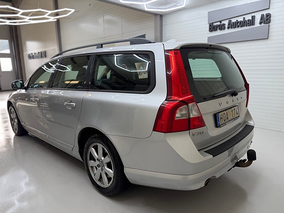 Volvo V70 5 of 24