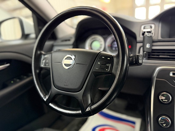 Volvo V70 22 of 24