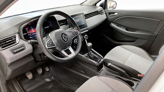 Renault Clio 7 of 12