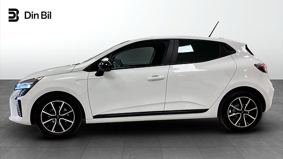 Renault Clio 2 of 12