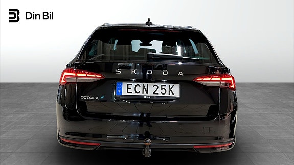 Skoda Octavia 5 of 21