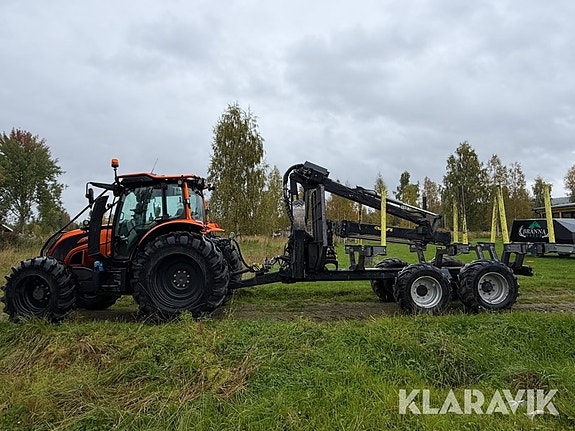 Traktor Valtra N134 152hk Skogsutrustad med T 2 of 6