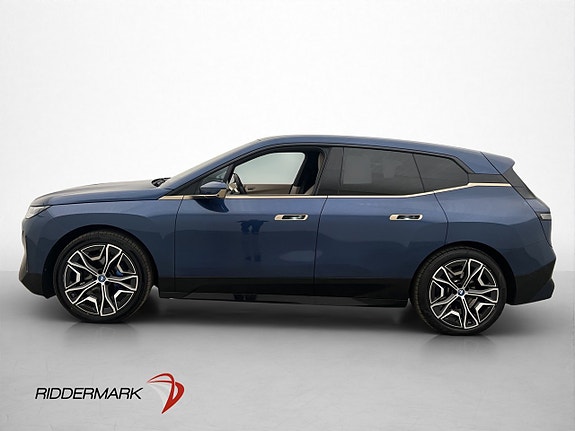 BMW iX 5 of 30