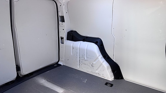 Volkswagen Caddy 16 of 18