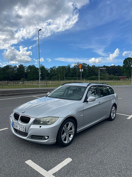 BMW 318d 3 of 12