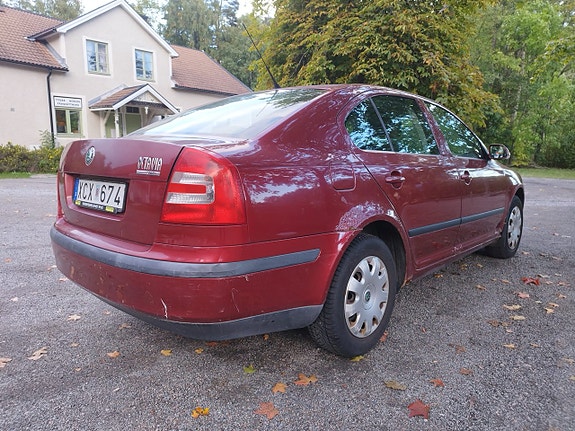 Skoda Octavia 4 of 8