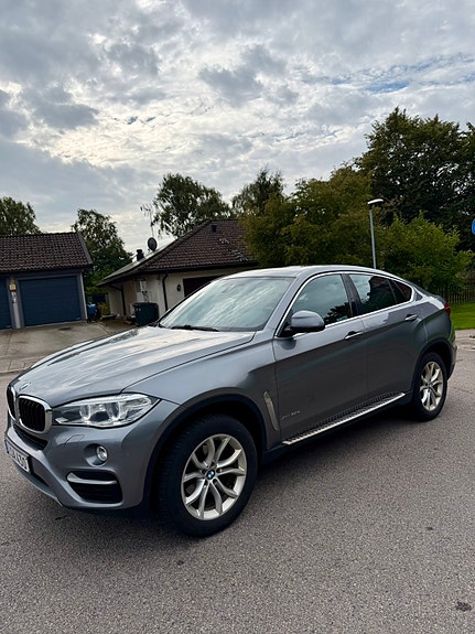 BMW X6 2 of 15