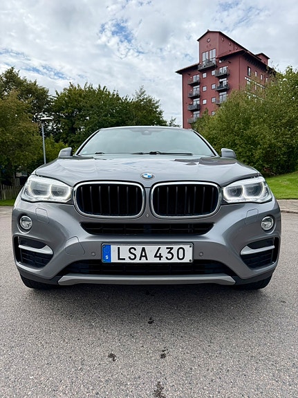 BMW X6 3 of 15