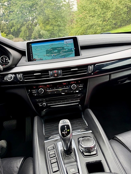 BMW X6 9 of 15