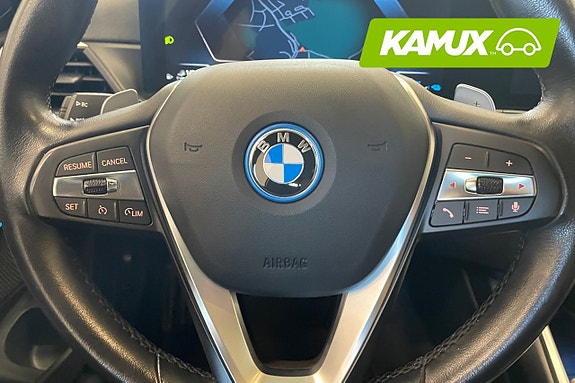 BMW 330e 12 of 23