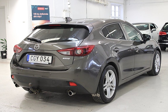 Mazda 3 13 of 15