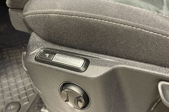 Volkswagen Tiguan 11 of 25