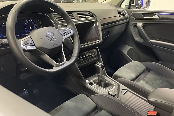 Volkswagen Tiguan 14 of 25