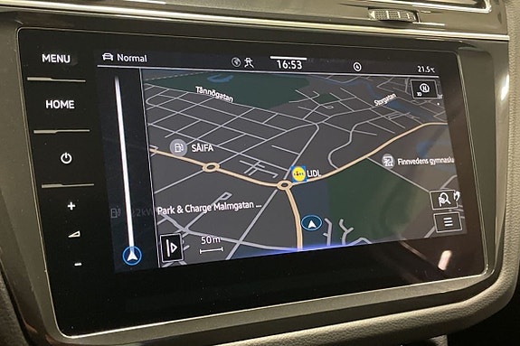 Volkswagen Tiguan 21 of 25