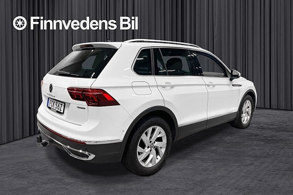 Volkswagen Tiguan 3 of 25