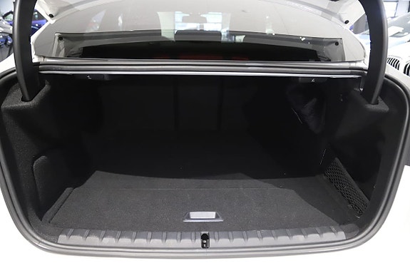 BMW 218d 13 of 13