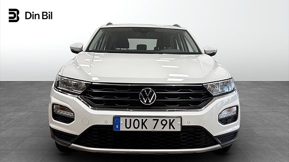 Volkswagen T-Roc 4 of 12