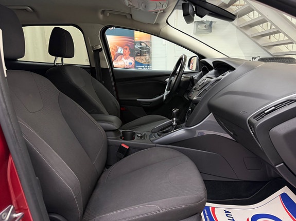 Ford Focus 17 of 26