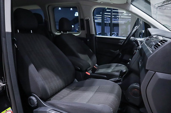 Volkswagen Caddy Maxi 9 of 13