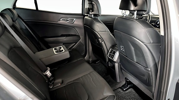 Kia Sportage 5 of 17