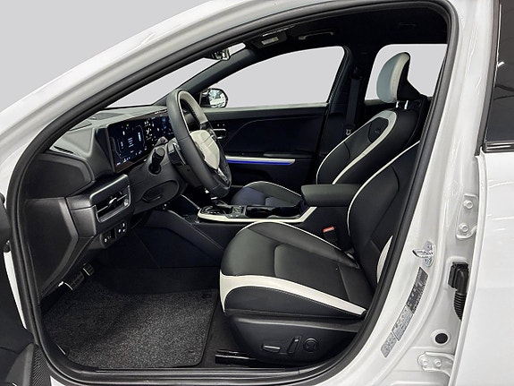 Kia K4 8 of 28