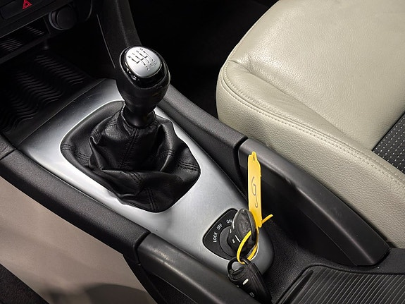 SAAB 9-3 SPORTCOMBI 2.0T ETHANOL VECTOR 175 ch BVM - 2ème MAIN - ATTELAGE -184500 km