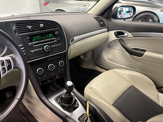 SAAB 9-3 SPORTCOMBI 2.0T ETHANOL VECTOR 175 ch BVM - 2ème MAIN - ATTELAGE -184500 km