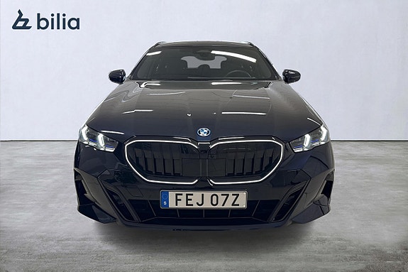 BMW 530e 5 of 19