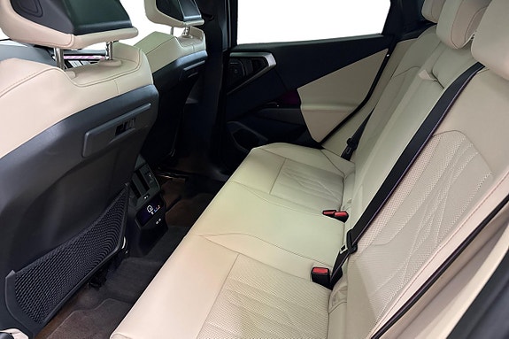 BMW X3 15 of 19