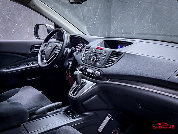 Honda CR-V 16 of 29