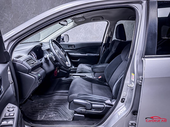 Honda CR-V 13 of 29