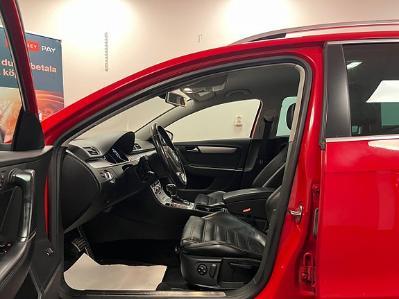 Volkswagen Passat Alltrack 8 of 26