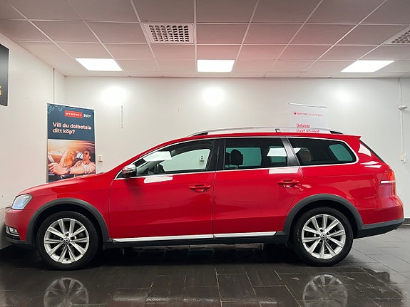 Volkswagen Passat Alltrack 6 of 26