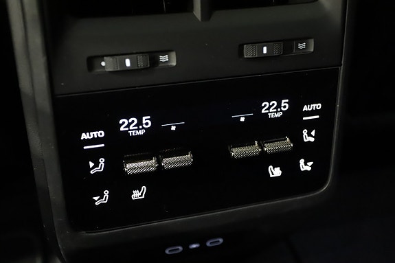 Porsche Macan Turbo 20 of 24