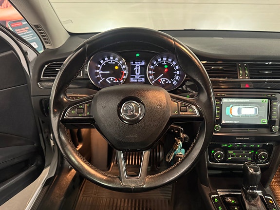 Skoda Superb 10 of 23