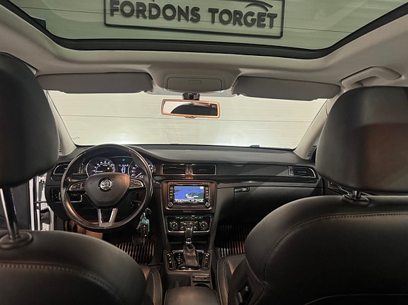 Skoda Superb 9 of 23
