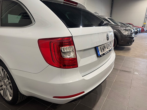 Skoda Superb 8 of 23