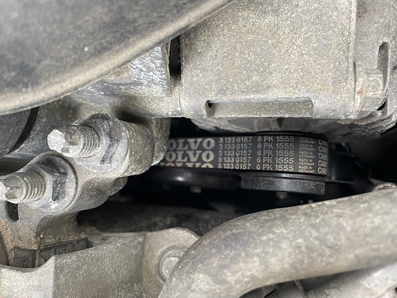 Volvo V40 8 of 11