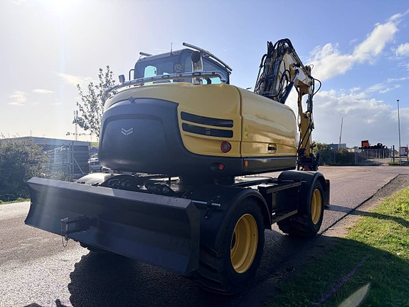 Yanmar B 110 W 7 of 12