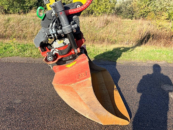 Yanmar B 110 W 10 of 12