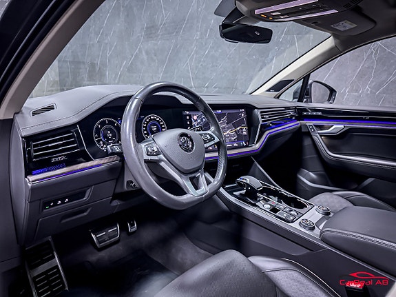 Volkswagen Touareg 11 of 30